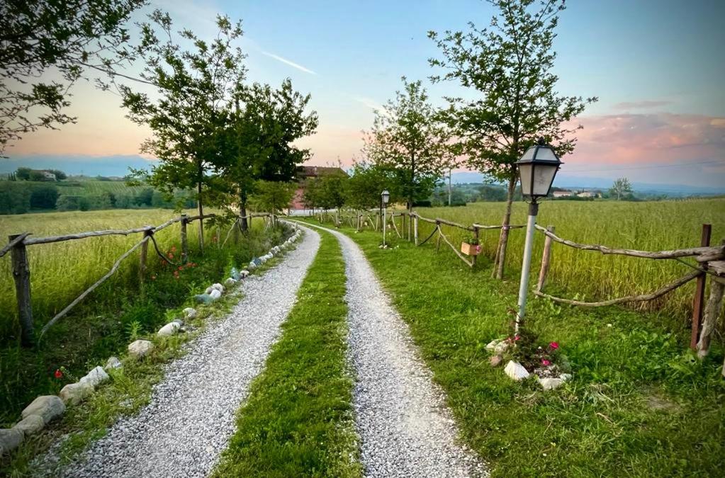 La Valle dei Vigher Cavriana Esterno foto